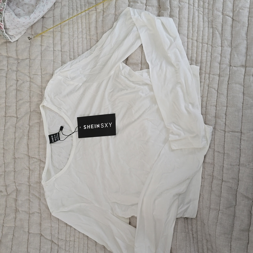 Shien knit long sleeve crop top size S